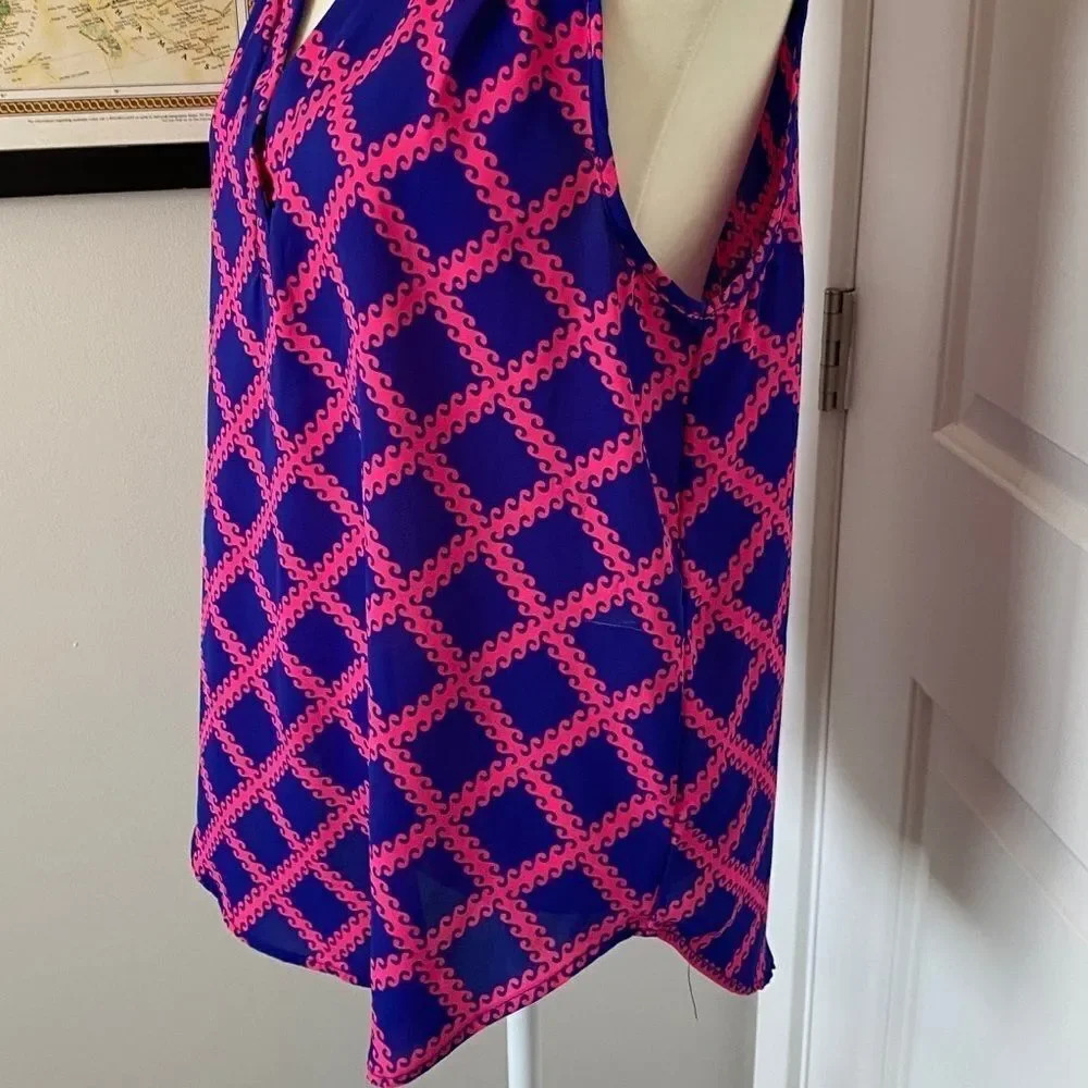 Stitch Fix 41 Hawthorn Blue Pink Design V-Neck Tank Top - Picture 5 of 11